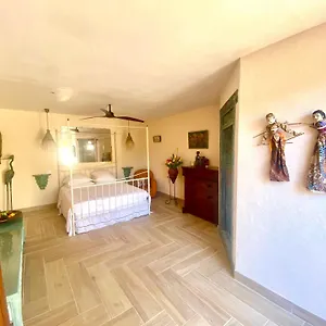Les Terrasses De Lo Frühstückspension